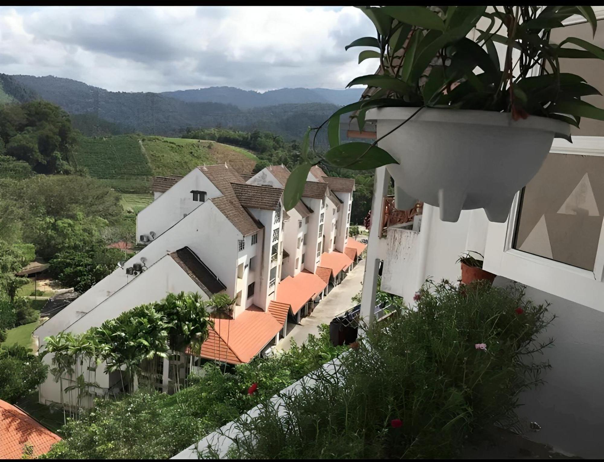 Bukit Tinggi Fuchsia Hillhomes 外观 照片
